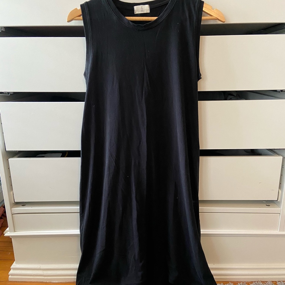 Black Athletic Hi/Lo By the Sea Dress